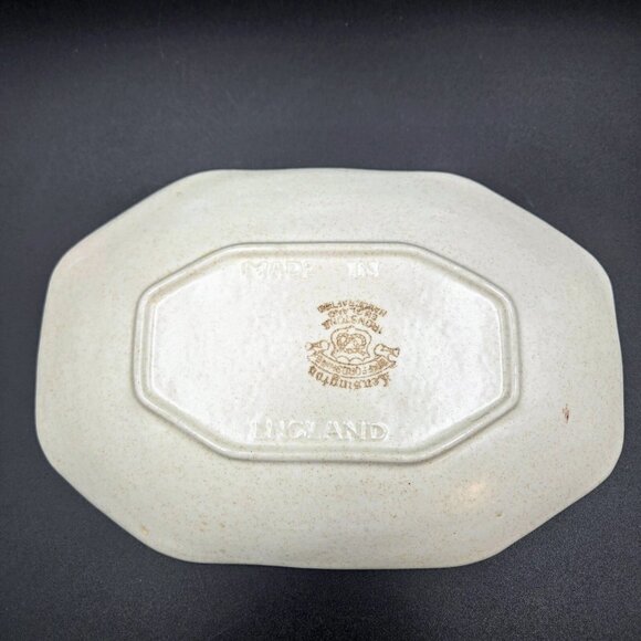 Kensington Gravy Boat With Tray Staffordshire England Ironstone Canterbury Cream - Picture 11 of 13